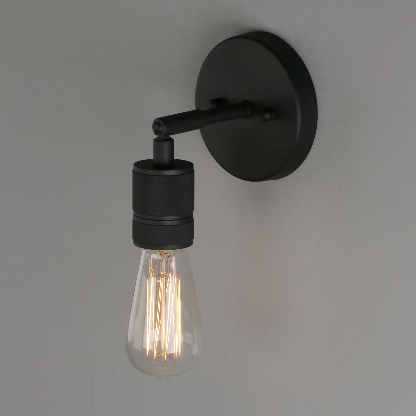 Permo Minimalist Single Socket 1- Light Wall Industrial Wall Sconce Vintage Metal Wall Light