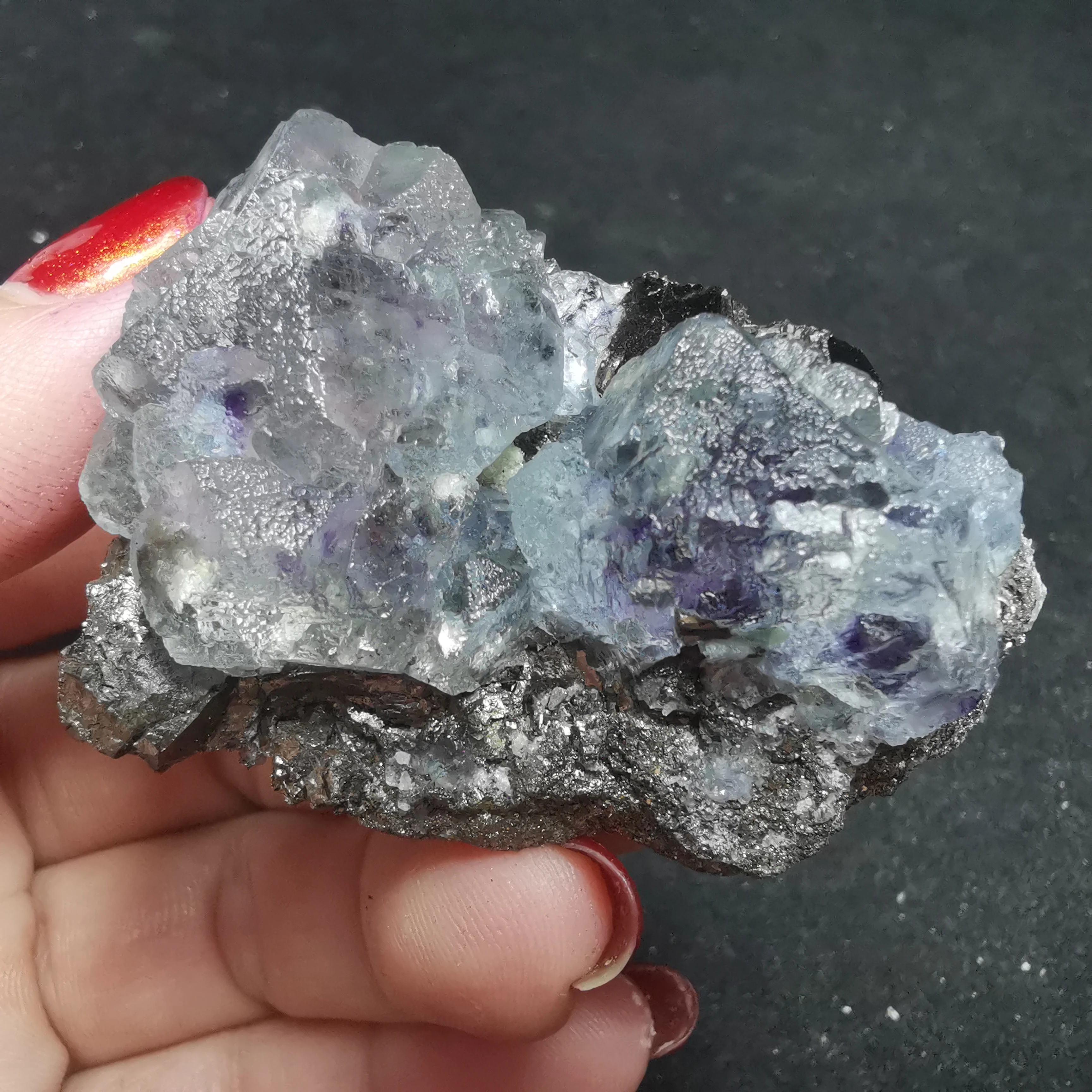 72gNatural rare purple heart fluorite and magnetite associated mineral specimen HEALING CRYSTAL QUARTZ GEM