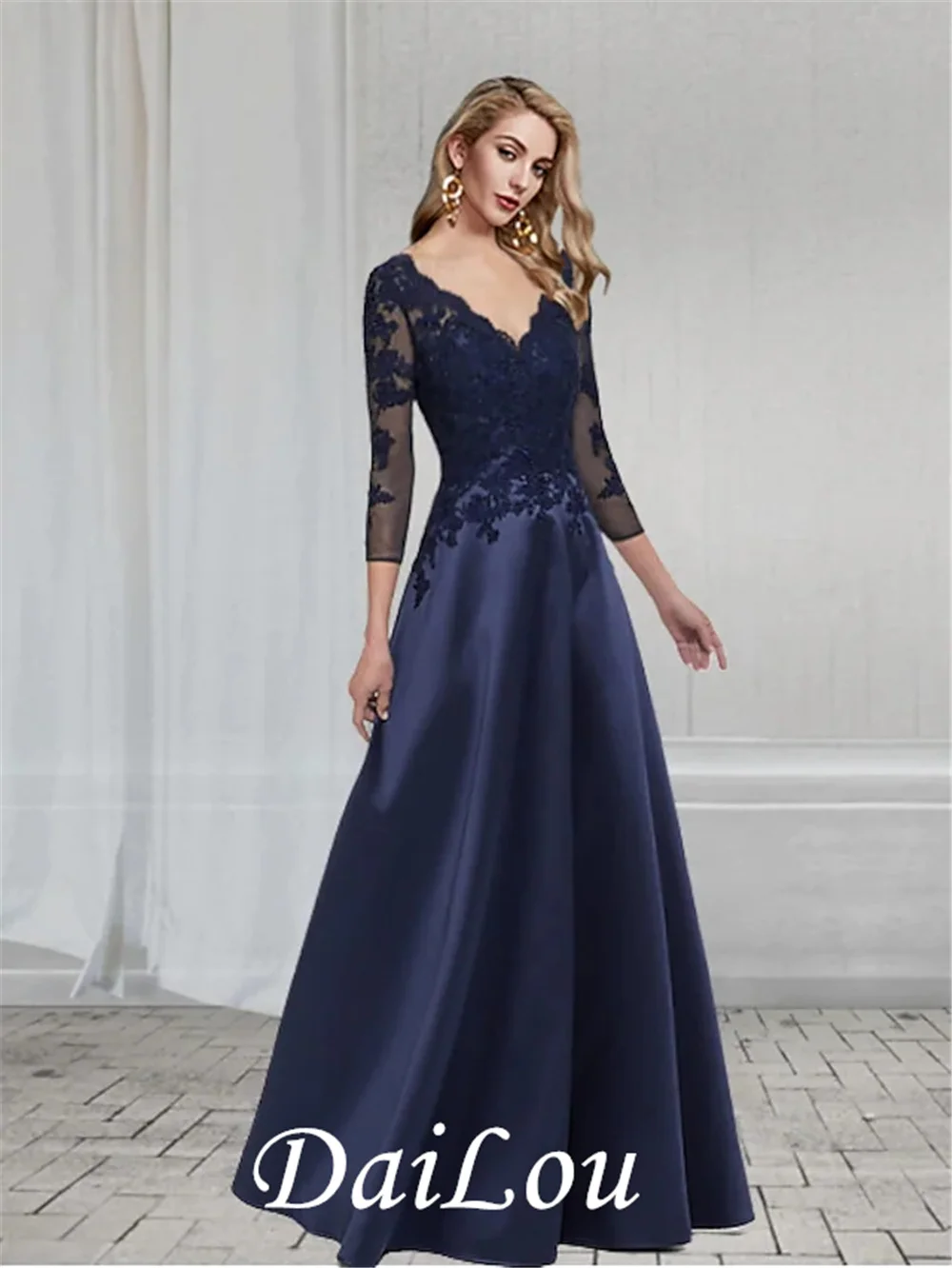 

A-Line Elegant Wedding Guest Formal Evening Dress V Neck 3/4 Length Sleeve Floor Length Satin with Appliques 2021