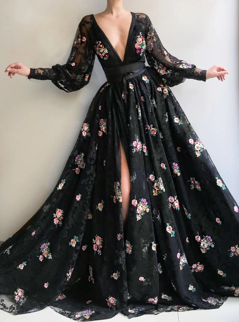 

Black Moroccan Evening Dresses A-line V-neck Long Sleeves Appliques Lace Long Luxury Turkey Dubai Saudi Arabia Prom Dress Gown