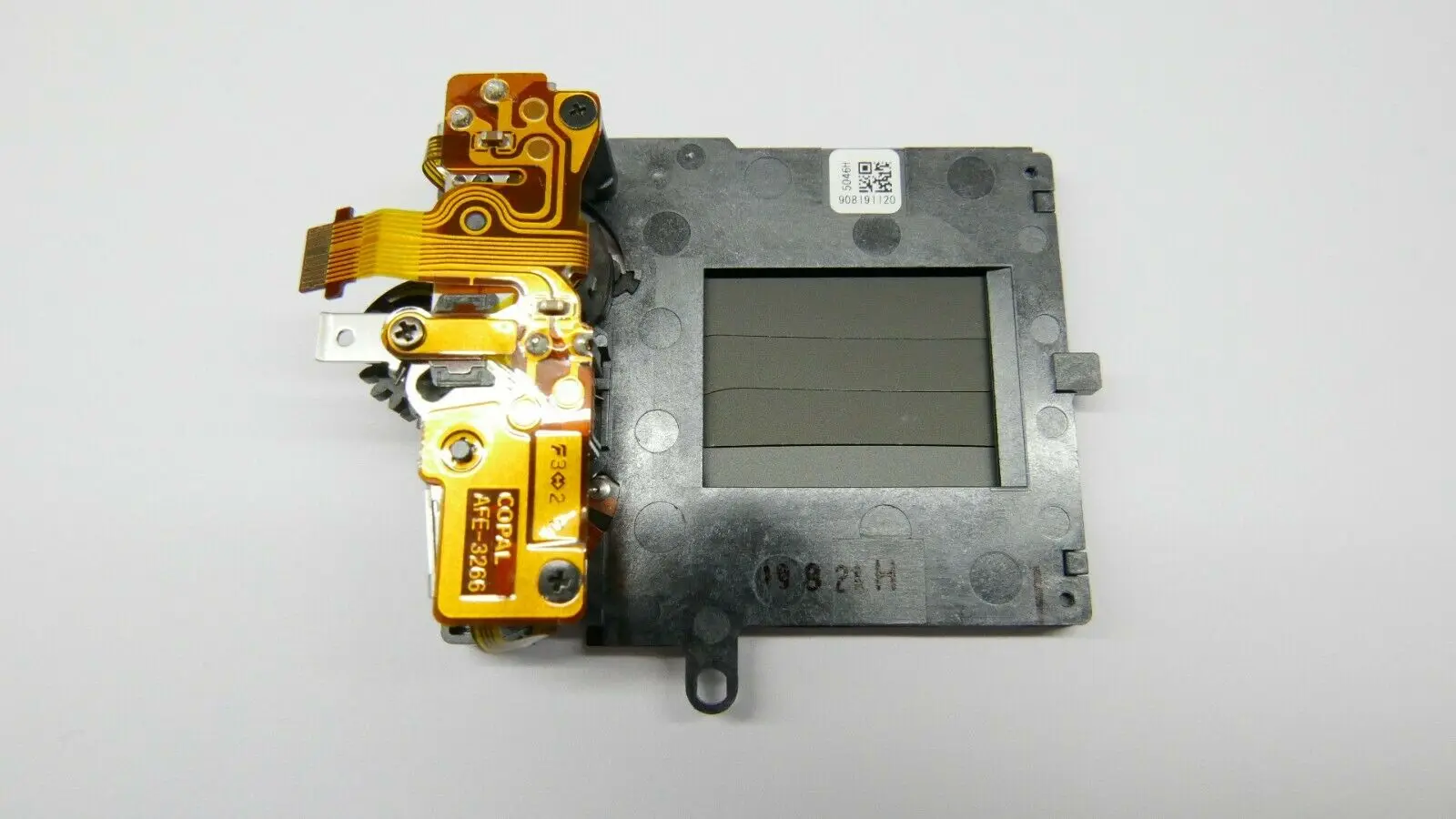 

Repair Parts For Panasonic Lumix DC-G9 G9 Shutter Assy (Without Motor Unit)