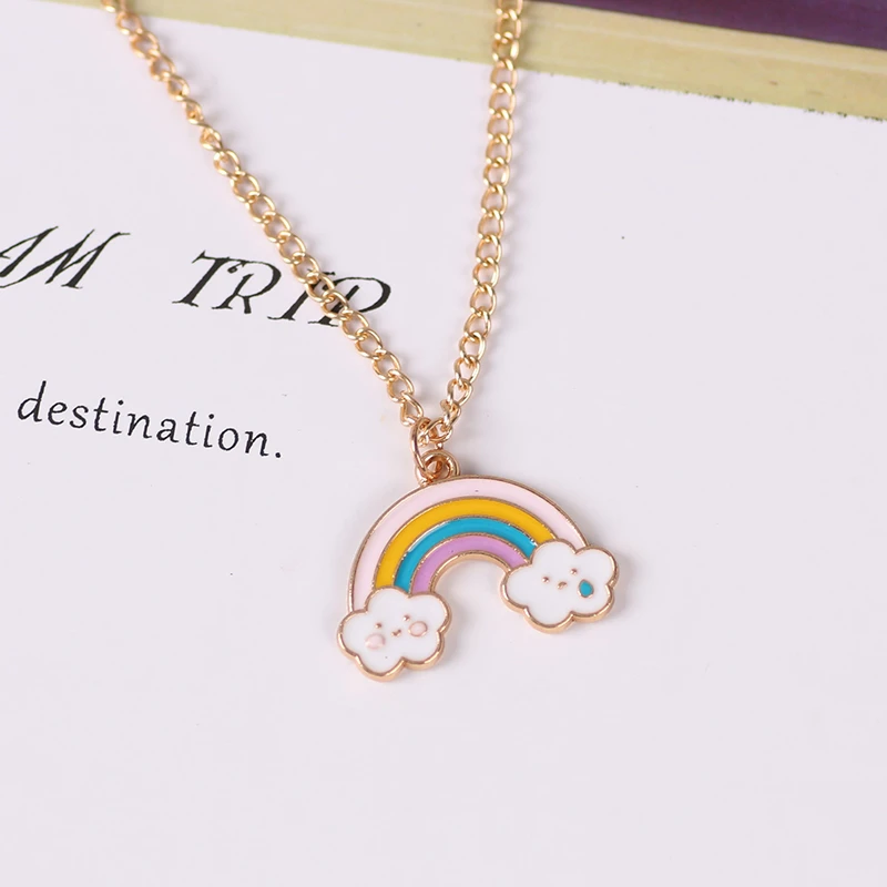 Bohemian Style Cute Romantic Girl Necklace Cloud Rainbow Pendant Zinc Alloy Material Fashion Men And Women Jewelry Gifts Hot