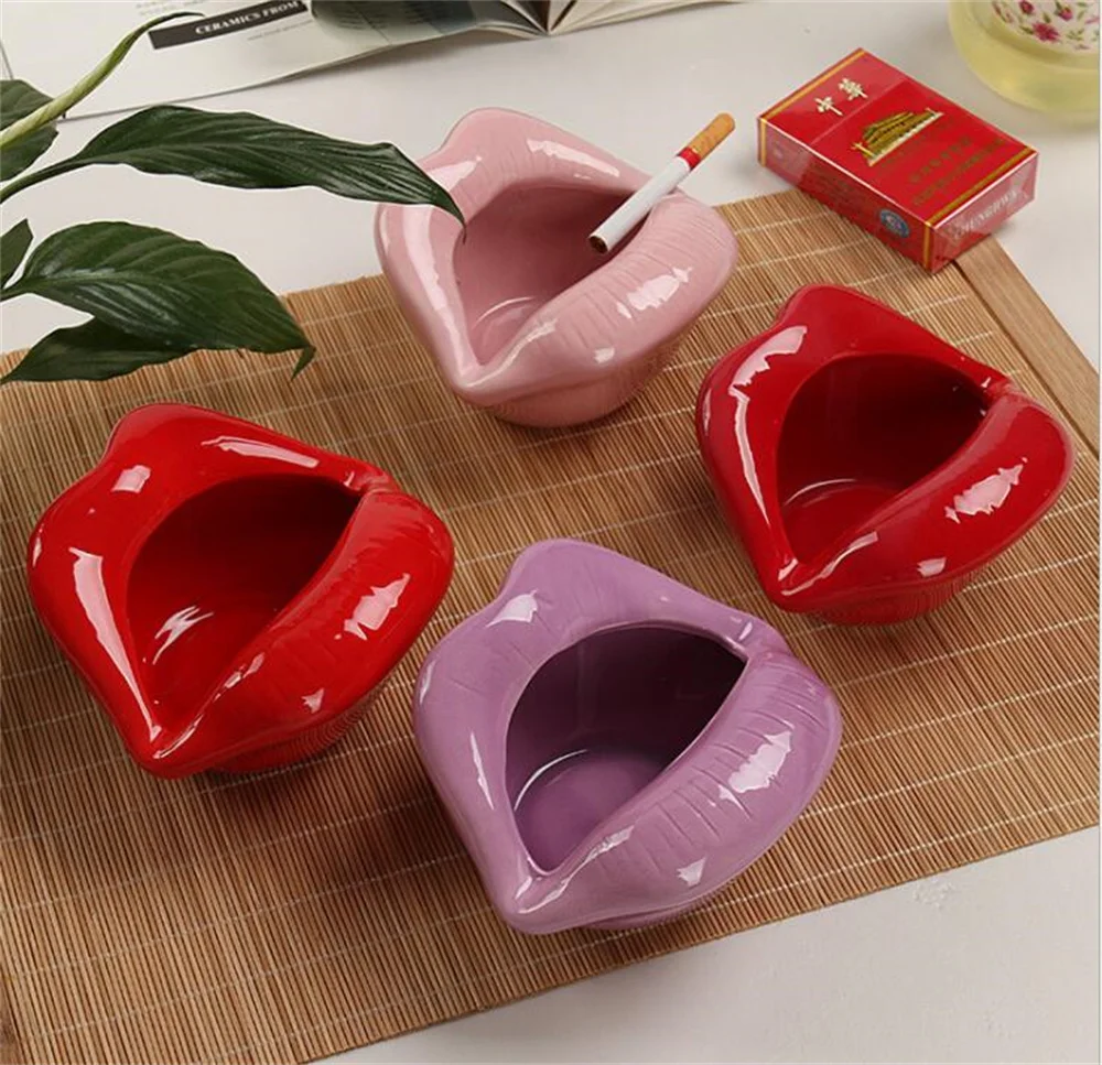 10pcs/lot Lips Ceramic Cigarette Ashtrays Creative Personality Mouth Smokless Ashtray Holder Home Decorations