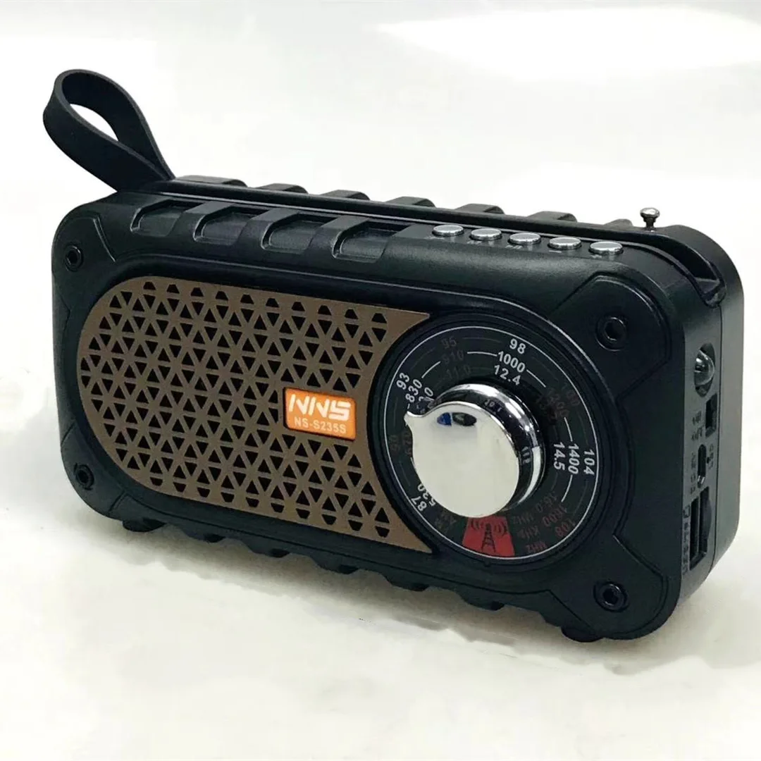 2021 New Tri-Band Radio Outdoor Portable Card Bluetooth Speaker Radio With Solar Charging