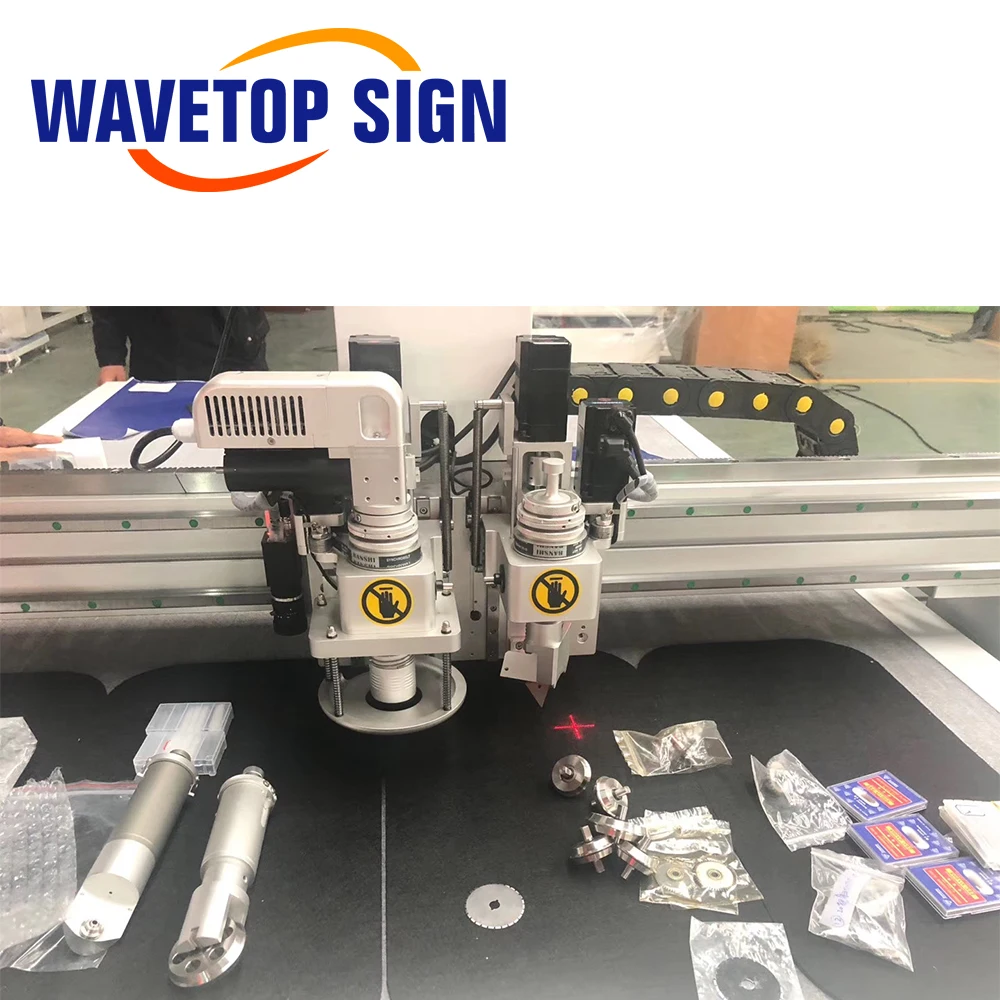 CNC الجلود تهتز سكين رئيس سكين مائل الإعلان النقش والقطع آلة الاهتزاز آلة سكين للجلد CNC