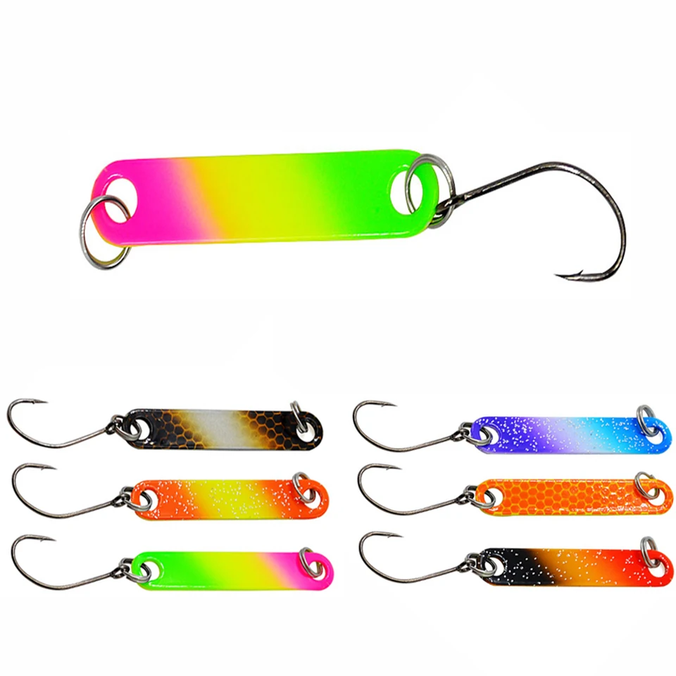 1PCS 2G/40MM Metal Color Rotating Spoon Sinking Sequin Artificial Bait Fixture with Hooked Bass Fishing Gear Hard Bait