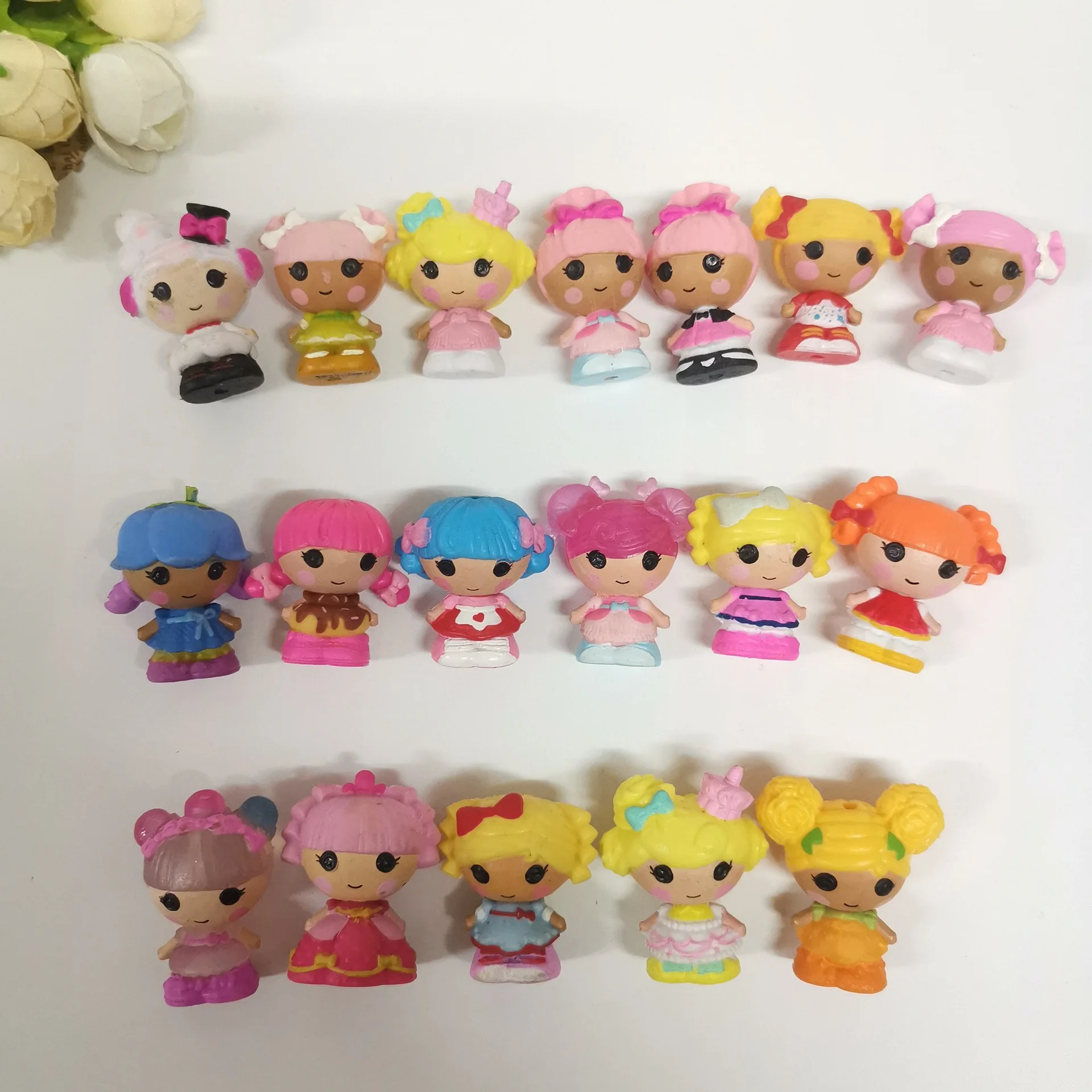 6pcs 3-4cm MGA MINI LALALOOPSY Happy Angel Doll.