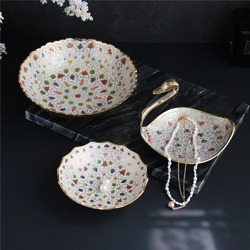 

Brass Painted Storage Tray Swan Key Jewelry Dried Fruit Plate Vintage Printing Decorative Plate Desktop Organizer Ornaments