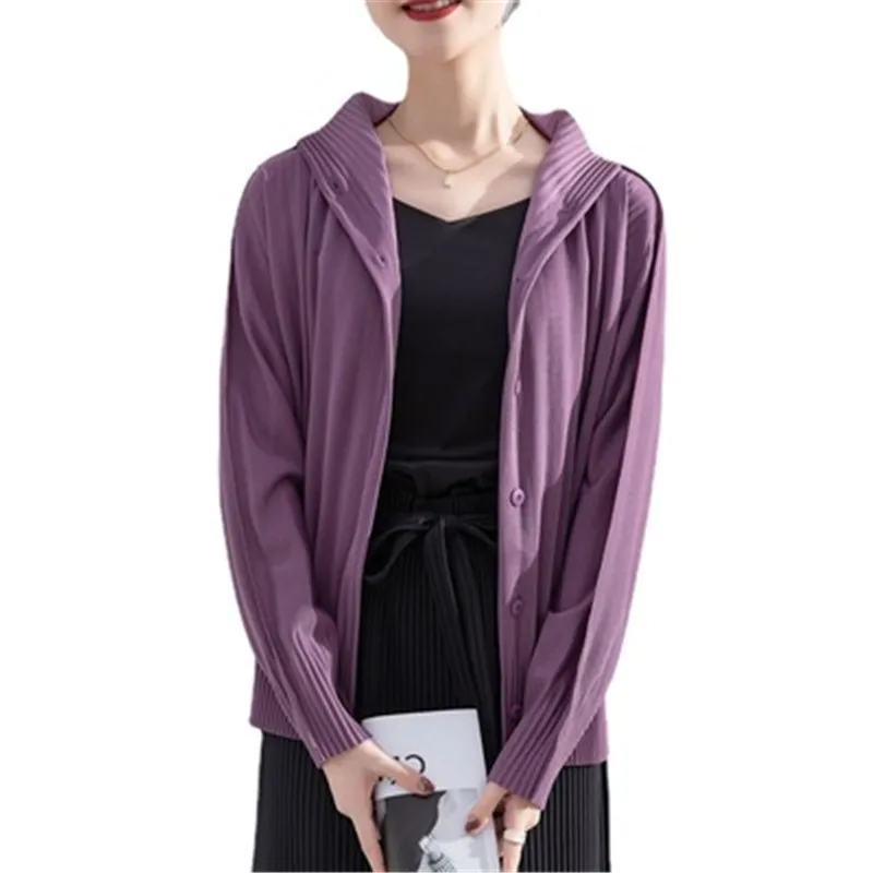 Miyake fold women's small coat for fall 2021 new loose large size fashion cardigan single-breasted stand-up collar beautiful top