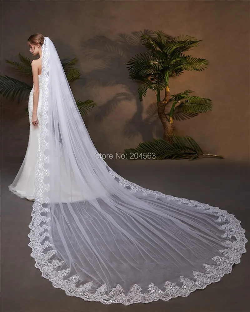 

Elegant White or Ivory One-Layer Wedding Veil Lace Edge Tulle Cathedral Veil for Bride with Comb HL