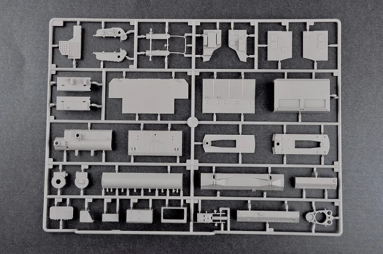 Trumpeter 05592 Sowjetische 2S7M selbstfahrende Pistole im Maßstab 1:35 SPG, militärisches Kunststoff-Montagespielzeug, handgefertigtes Modellbausatz