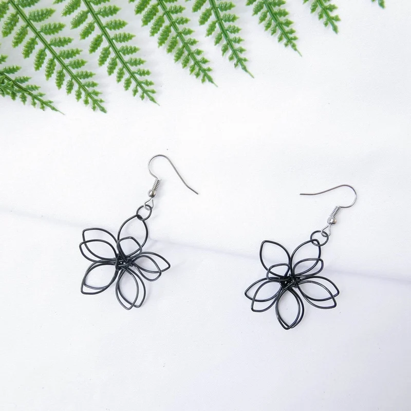 Cute Metal Wire Flower Drop Earrings Women Novelty Black Double Layer Flowers Dangle Earing Female Jewelry Party Gift