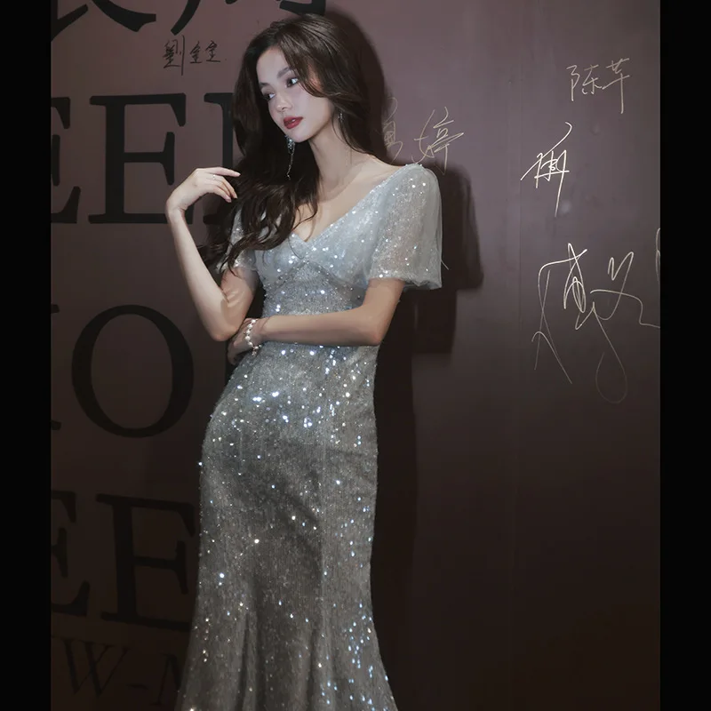 2022 New Sequins Mermaid Chinese Prom Dress Temperament V-Neck Cheongsam Short Sleeve Sexy Silver Celebrity Banquet Dress