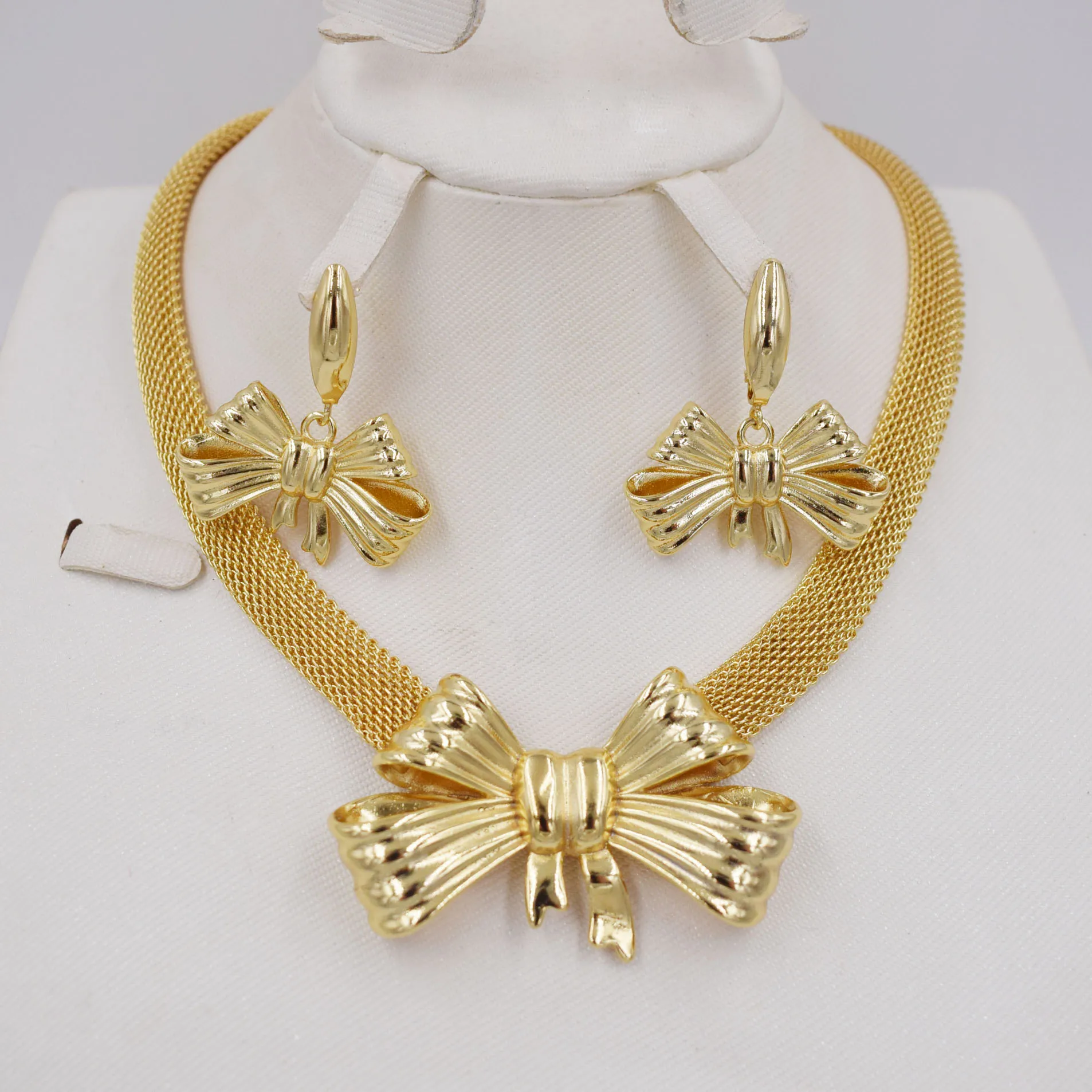 New High Quality Dubai gold  big Jewelry Set  Gold color Nigerian Wedding African Jewelry Sets Parure Bijoux Femme