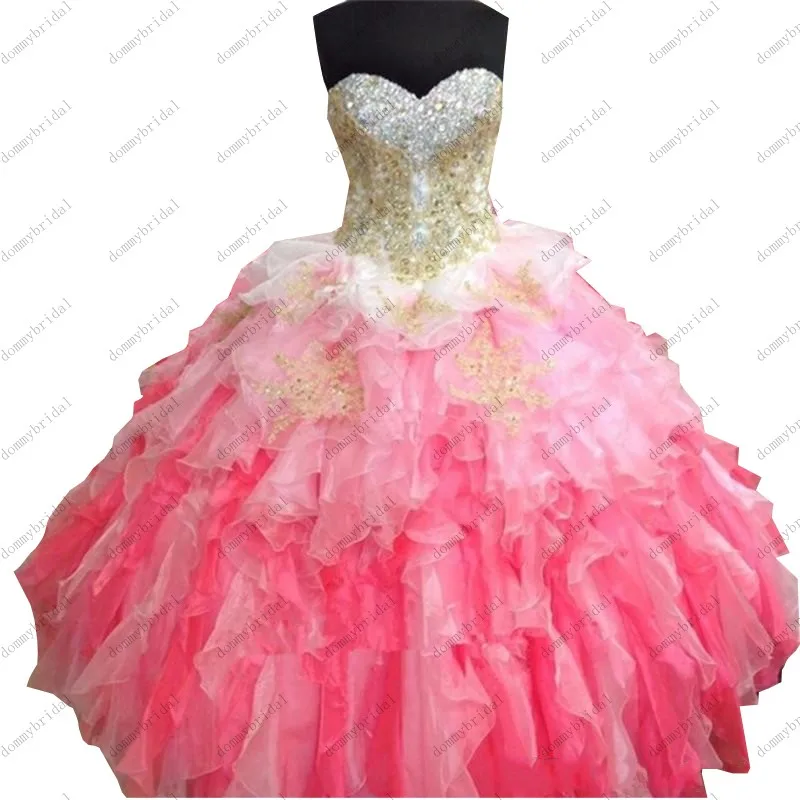 새로운 저렴한 볼 가운 Quinceanera 댄스 파티 정장 드레스 15 년 여자 스위트 16 Ombre Gradiant Ruffles 골드 레이스 크리스탈