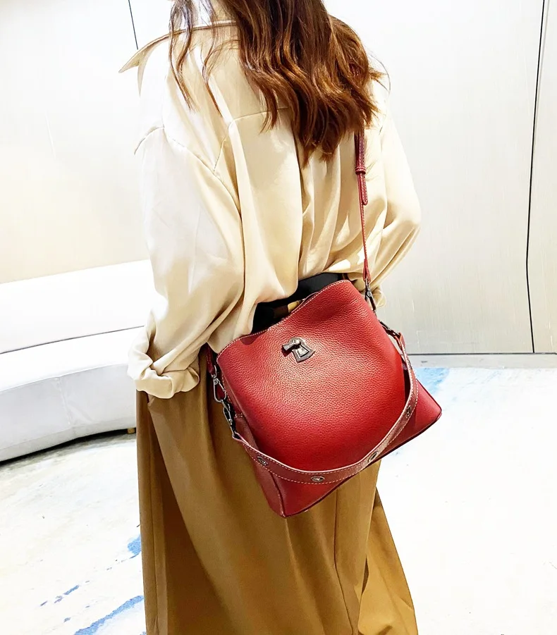 Fashion Brand Design Genuine Leather Women\'s Bucket Bag Totes First Layer Cowhide Messenger Shoulder Bag Leather Crossbody Bags