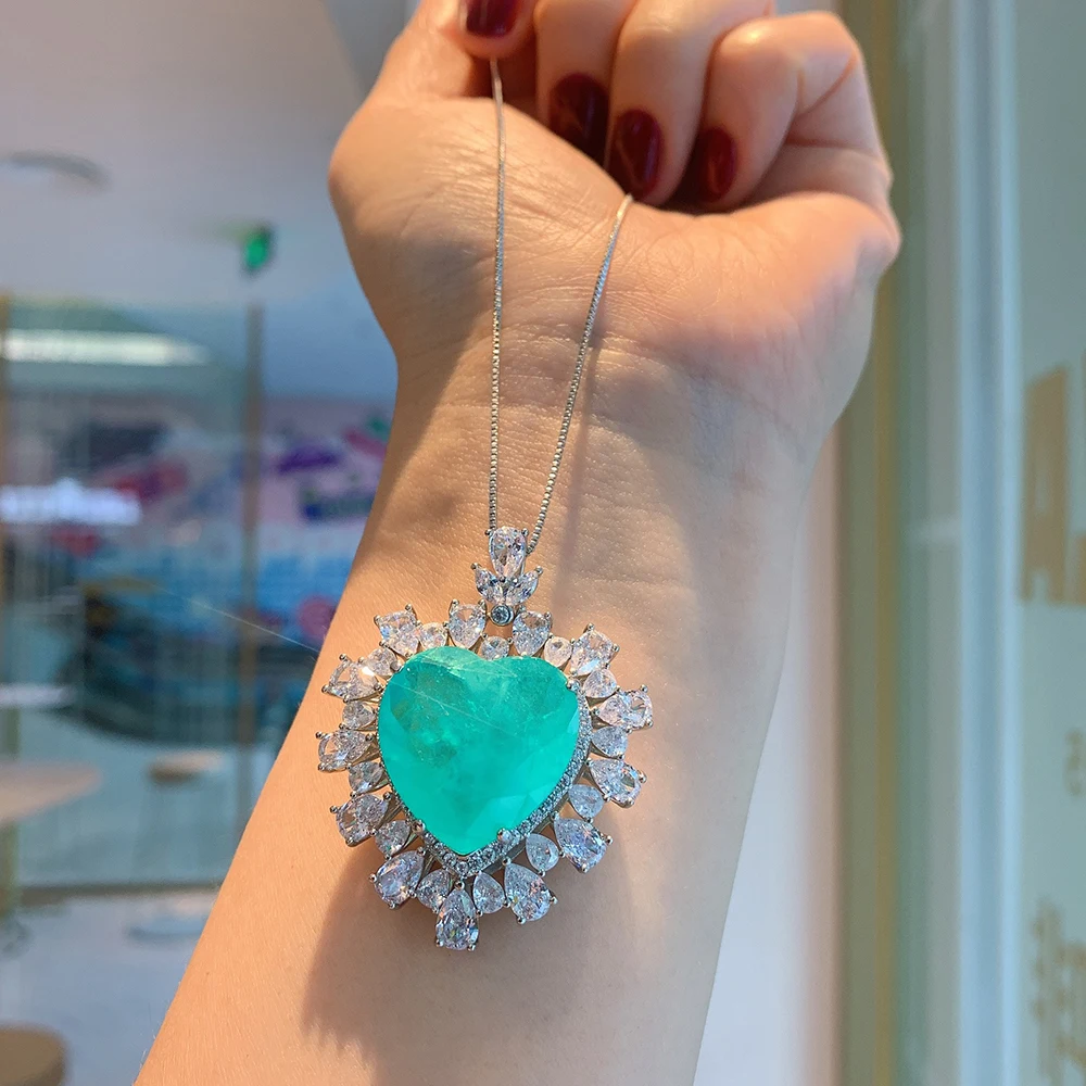 Charms 20*20mm Hear-Shaped Paraiba Tourmaline Emerald Lab Diamond Gemstone Pendant Necklace for Women Wedding Party Fine Jewelry