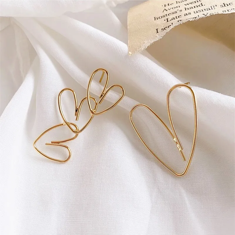 Sweet Gold Color Hollow Heart Earrings Women Wedding Party Club Fashion Long Asymmetry LOVE Heart Earrings Jewelry Cheap