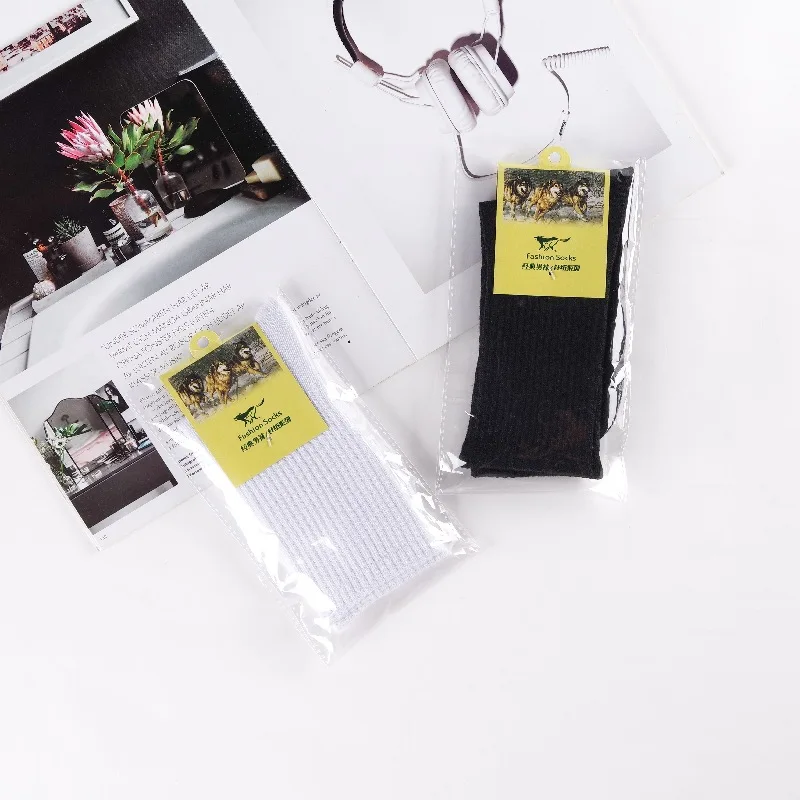 Solid Color Men Socks Cotton Harajuku Colorful Mid Socks Business Mens Standard 1 Pair White Black Drop Ship Gifts for Men