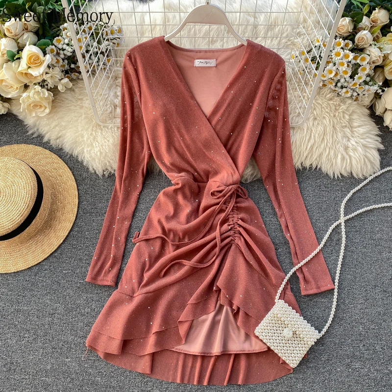 Sweet Memory Black Wine Red Long Sleeve V-Neck Vintage Cocktail Dresses 2021 Women Robes Ruffle Mini Dress Party Vestidos