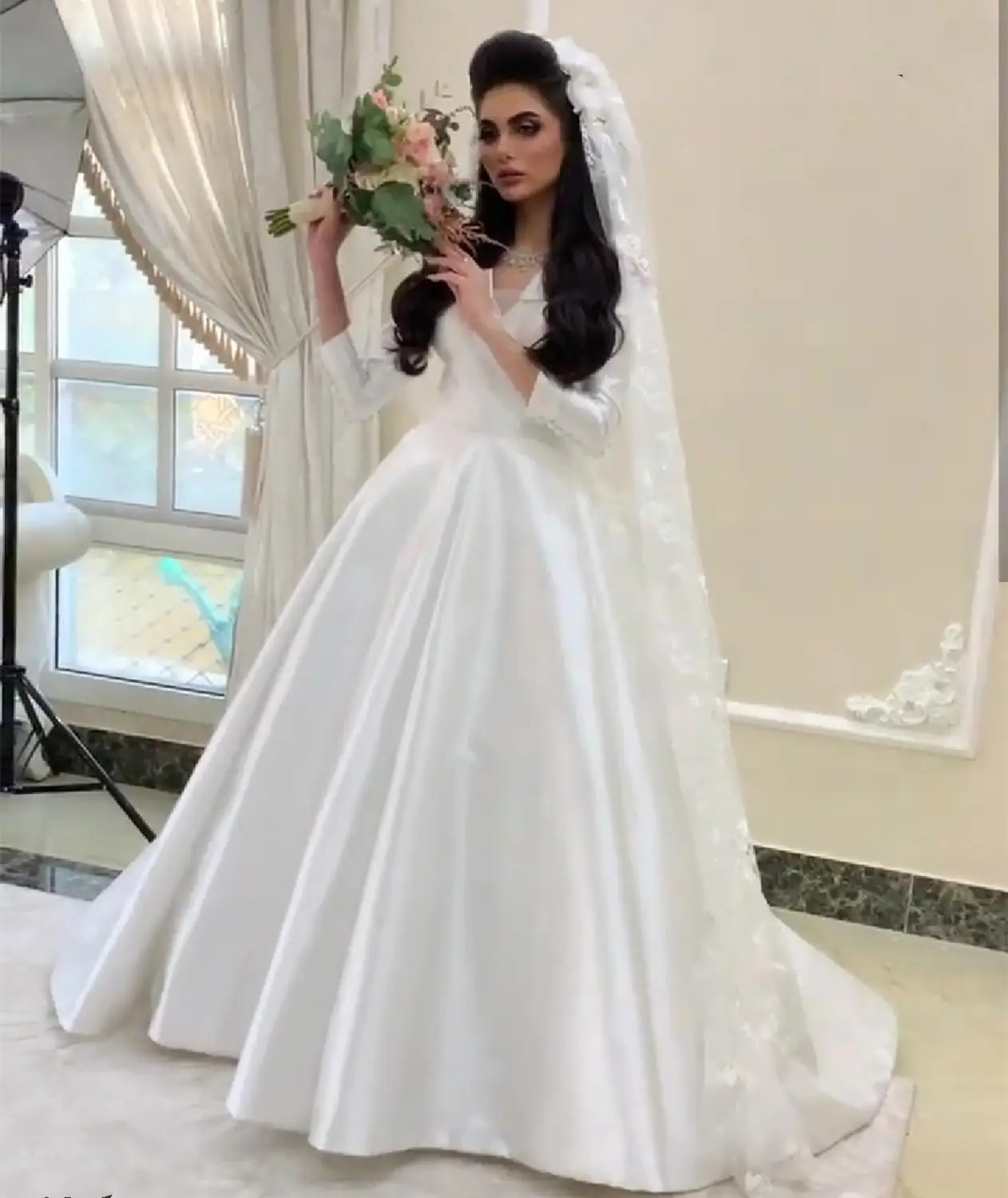 Wedding Dress 2021 long Sleeve Satin Sexy V-Neck Bridal Gown Luxury Sweep Train Saudi Dubai Gorgeous Off Shoulder Custom Made