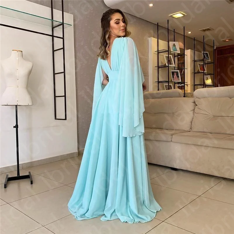 Robes mère de la mariée bleu ciel moderne en mousseline, robes de soirée de mariage coupe A, encolure en V, dos en vente, 2021