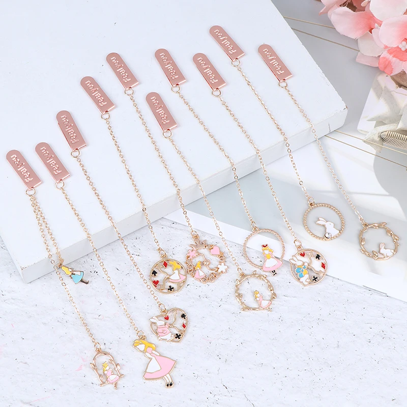 1PC Creative Gifts Stationery Cute Rabbit Bookmarks Kawaii Pendant Book Markers Metal Bookmarks For Books School Office Supplies