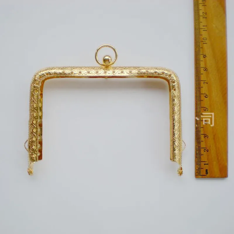 Purse Frames DIY Coin Purse Frame for Bag Parts Kiss Clasp Metal Frame Accessories for Bags Metal Kiss Clasp Lock Frame