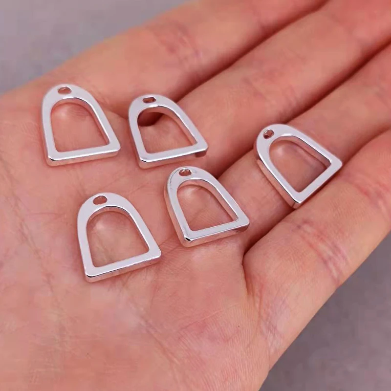 hzew 5pcs two color Horseshoe Toggle pendant charms for women jewelry