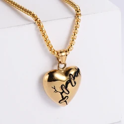 New Stainless Steel Retro Heart Shaped Necklace Love Element Somebody's Broken Heart Pendant Necklaces For Women And Men No Fade