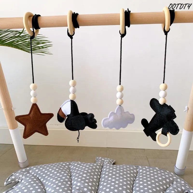 4Pcs/3Pcs Solid Wood Fitness Rack Pendants Newborn Baby Gym Toy Hanging Ornaments Baby Rattle Toys for Children Kids Room Decor