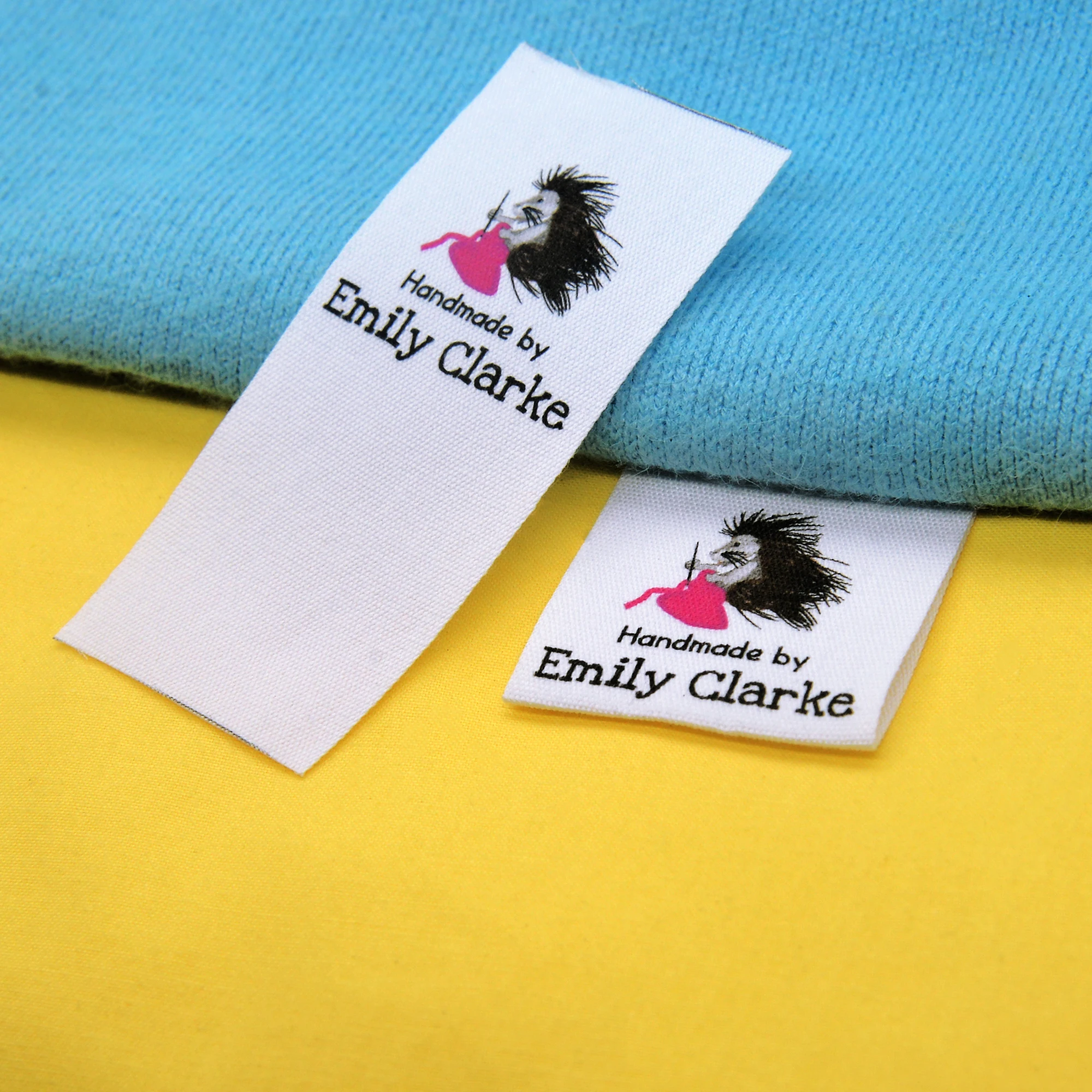 

Custom Folding Labels / Custom Brand labels, Clothing labels, Children's clothing ,Sewing (FR135)