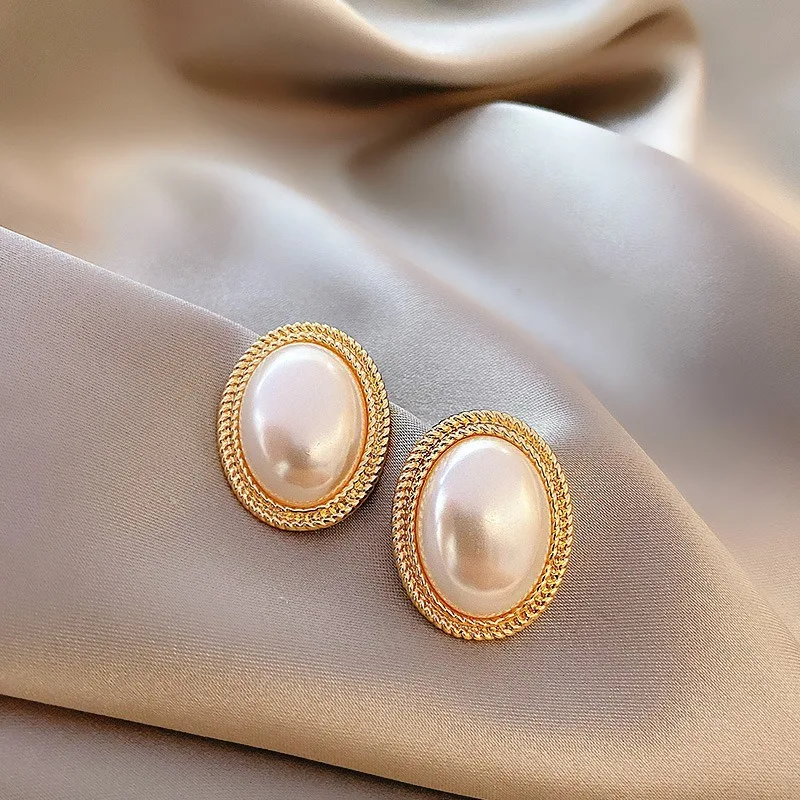 Elegant Round Imitation Pearl Dangle Earrings Dazzling CZ Women Engagement Wedding Graceful Accessories Fashion Earrings