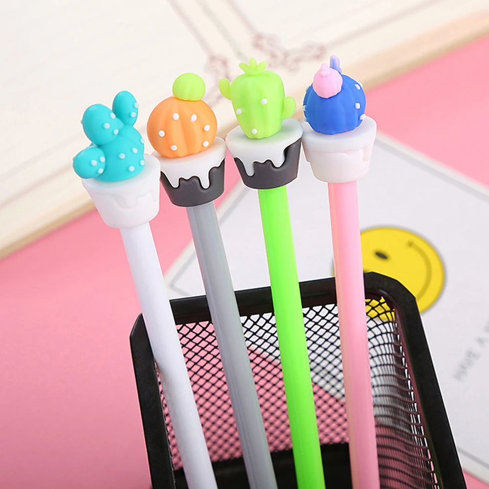 4/6Pcs / Set Cute Gel Pen Kawaii Random Pattern Peacock 0.5mm Black Gel Ink Pen School Stationery Office Suppliers Gifts