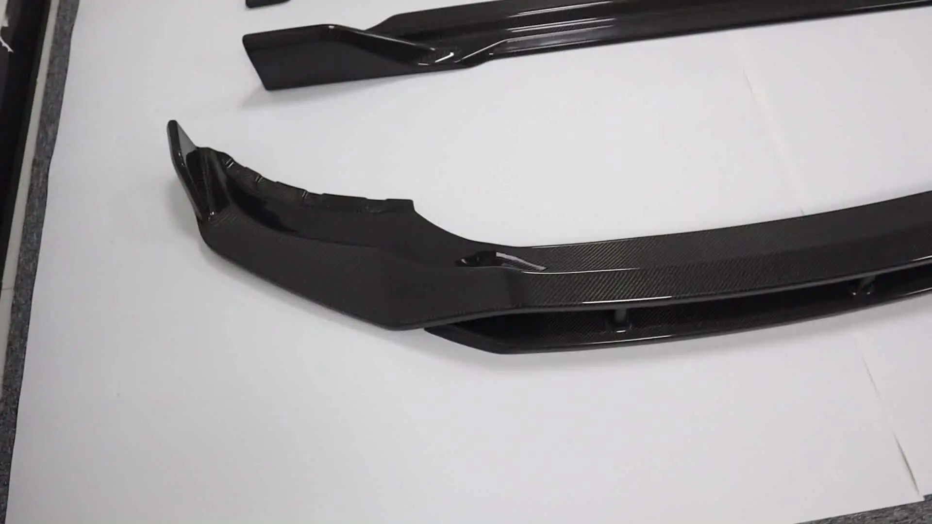 Kit de cuerpo de fibra de carbono X5 para G05 X5, difusor trasero, falda lateral de labios delanteros
