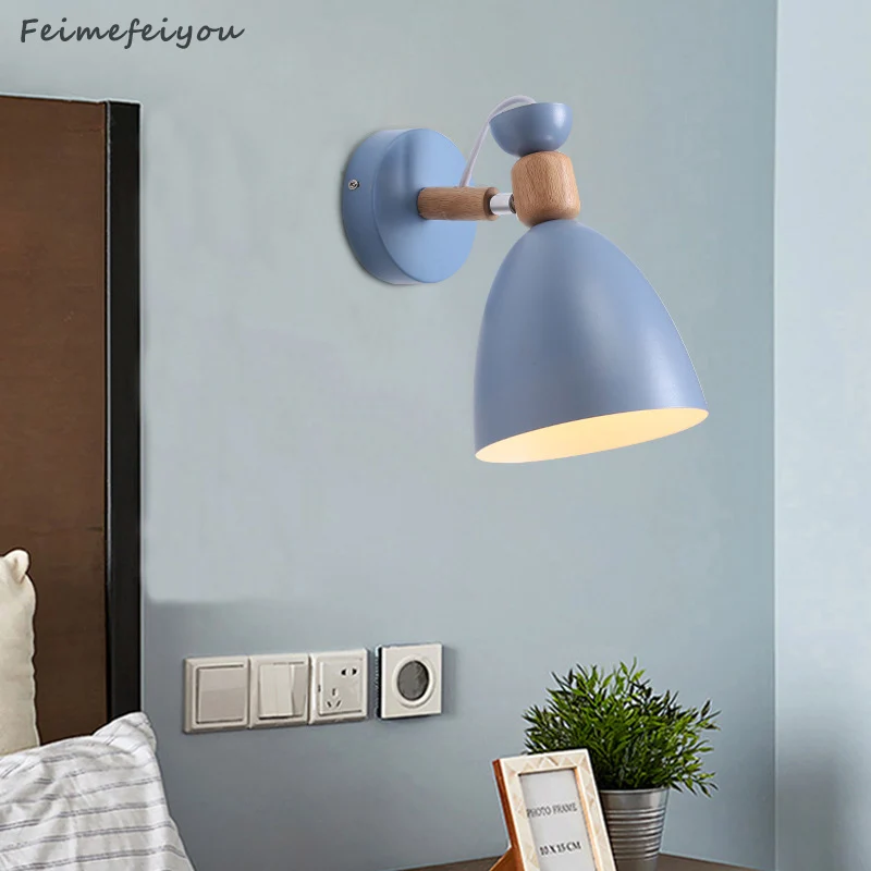 

Настенный светильник макарон в скандинавском стиле, креативная настенная лампа для спальни, простая современная прикроватная лампа, индивидуальная деревянная настенная лампа
