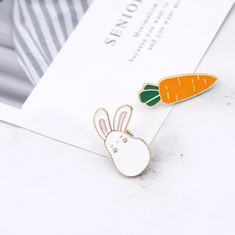 Cute Rabbit Radish Bunny Carrot Pig Cabbage Brooches Lovely Animal Enamel Pins For Kids Girl Bag Badge Clothes Lapel Pin Jewelry