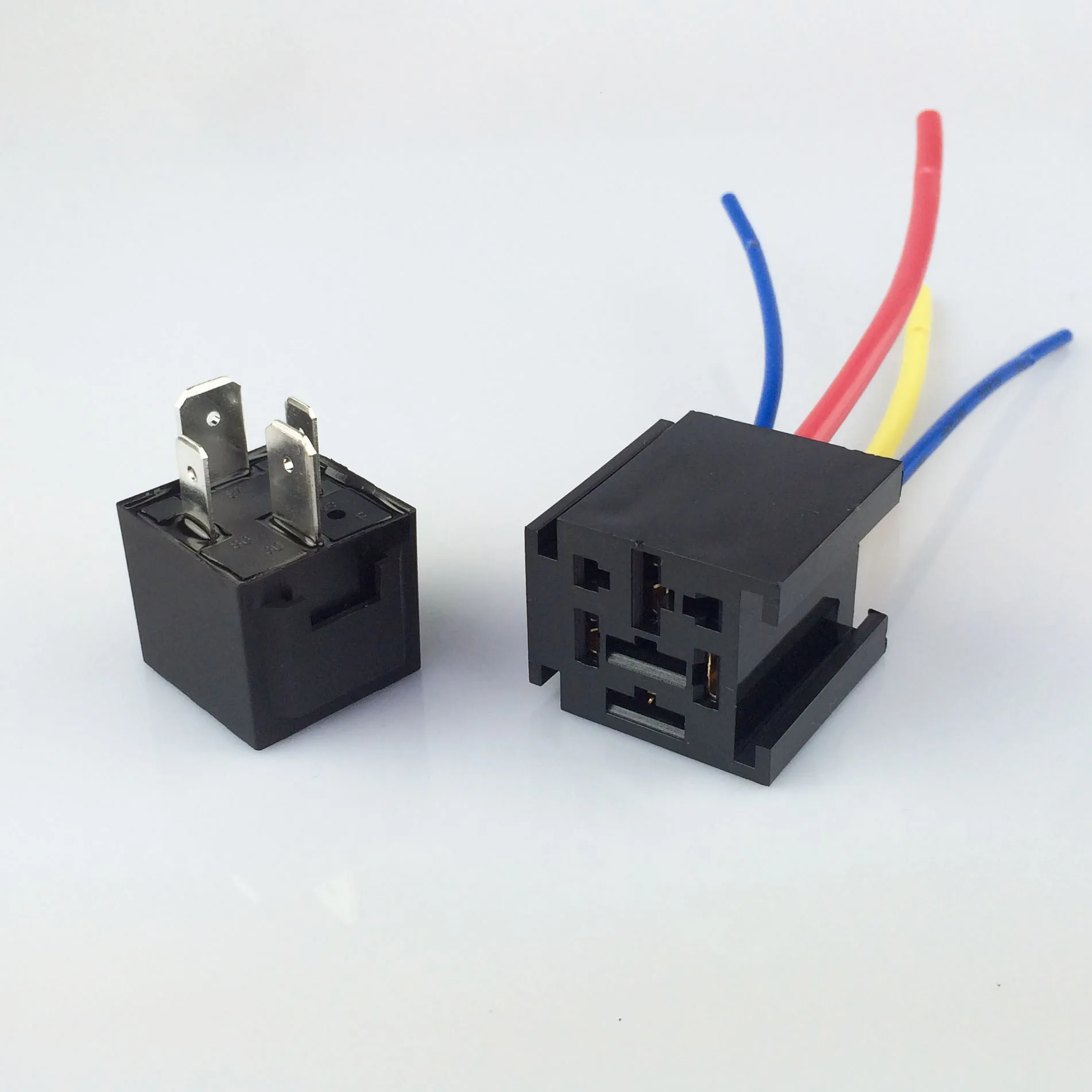 Otomotif Relay 80A 4-Pin 4-Wire JD1912 12V Cut Kaki Lebar Kaki dengan Socket