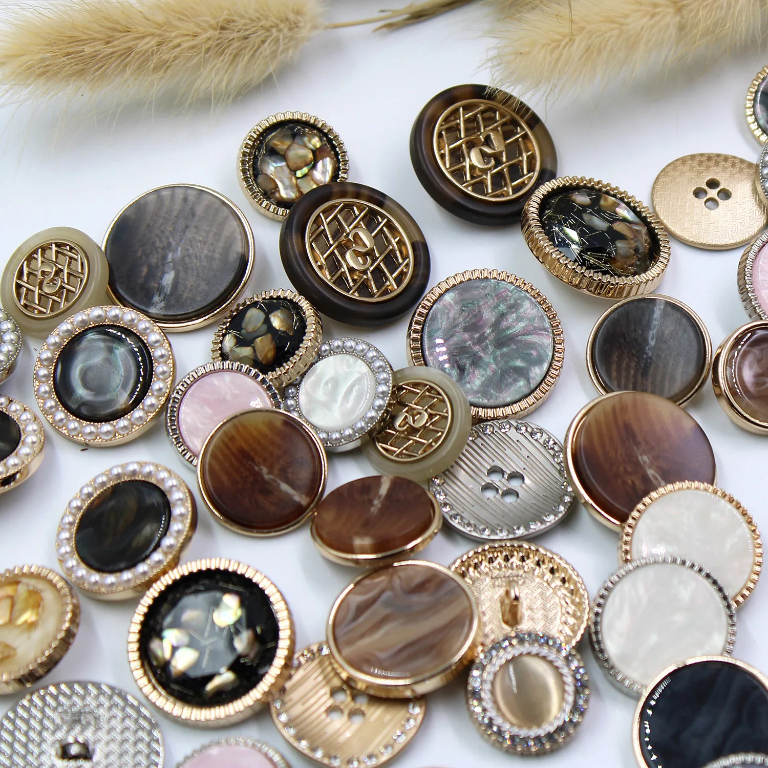 2pcs/Lot Metal & Bead Button Clothes Sweater Coat Decoration Suit Flat Good Quality Button Accessories DIY Clothing X-00