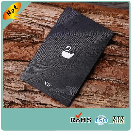 Niestandardowa wizytówka ze stali nierdzewnej z matowego czarnego metalu