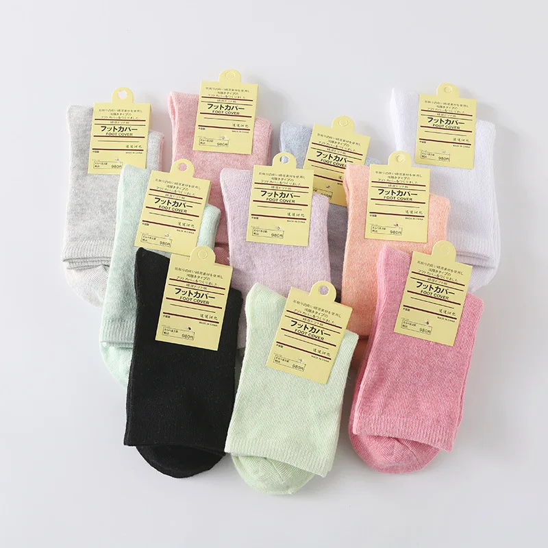 Hot Sale Simple Women Colorful Solid Socks for Girls Candy Color Fashion Socks White Black 100% Cotton Socks Famale Socks Female