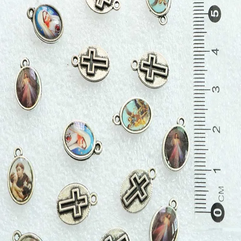 Small charm type Catholic icon mini Jesus small medal, Jesus holy baby Mary Immortal icon rose rosary bracelet pendant