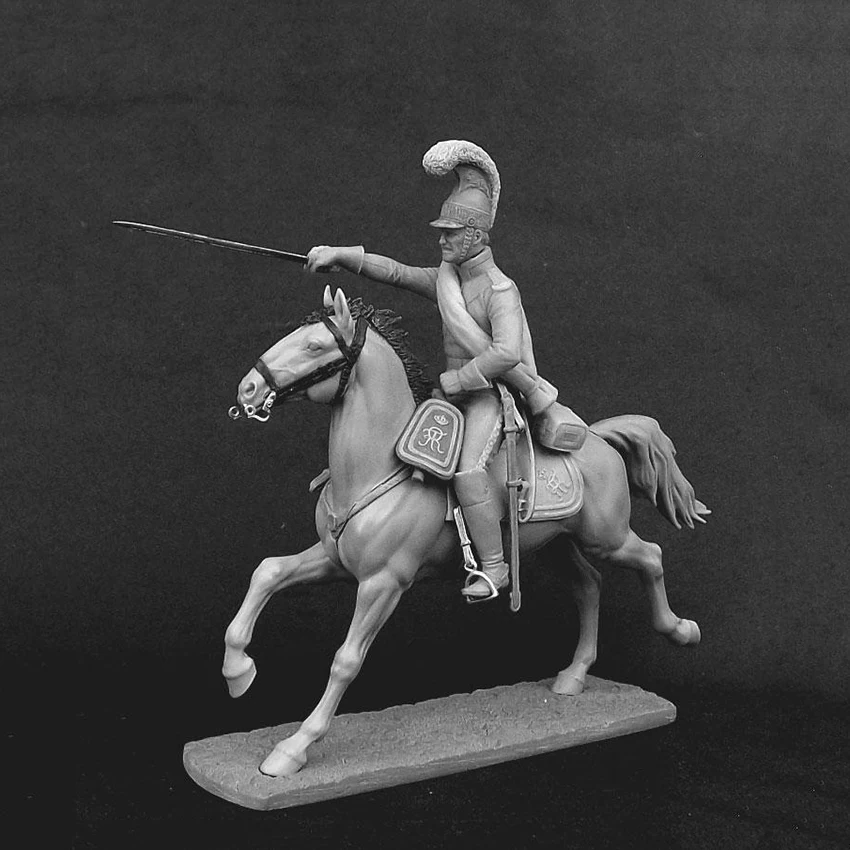 Resin Figure 1/32  ancient man officer sit with horse Model Unassambled Unpainted  Figure Building Kit