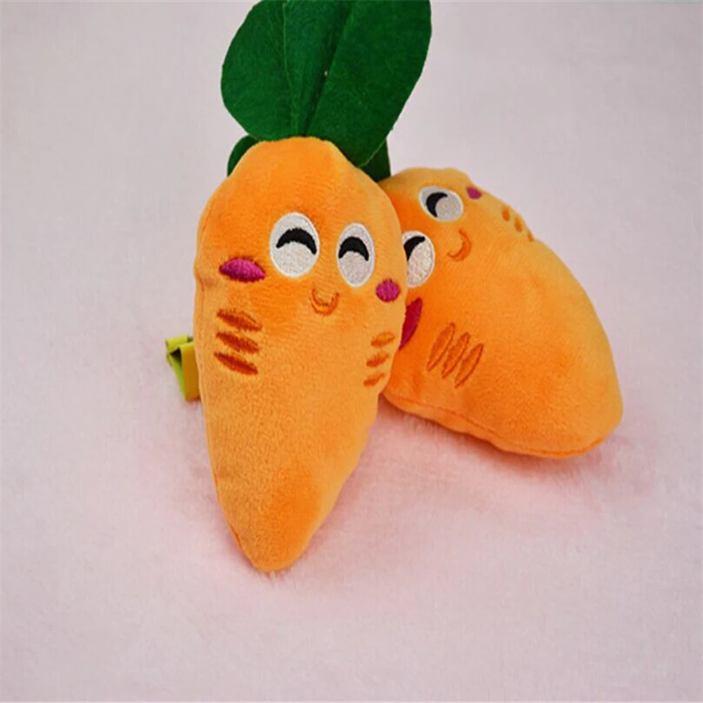 Pet Supply Soft Fleece Smiling Carrot Cute Dog Chew Squeak Toys For Small Dog Puppy Squeaky Plush Sound Cute Vegetable Carrot