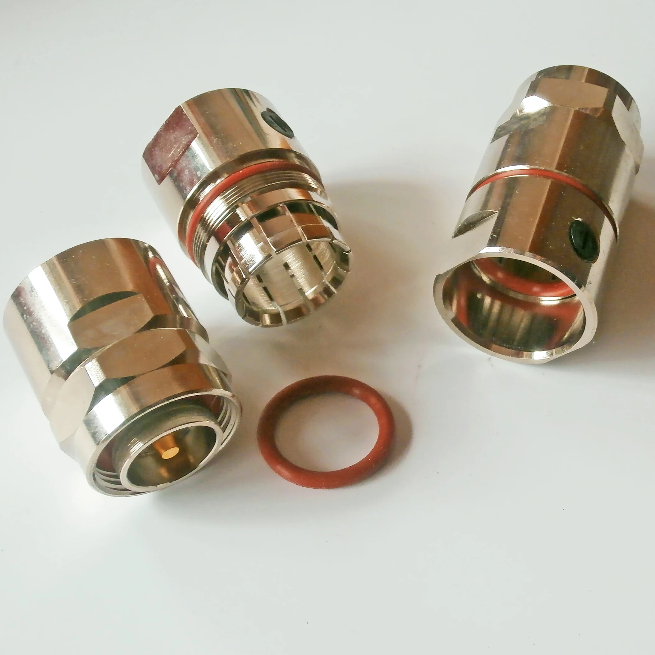 

1 Pcs Adapter 7/16 DIN male L29 plug Connector Clamp for Corrugated Copper 7/8'' Coax cable RF connector BRASS