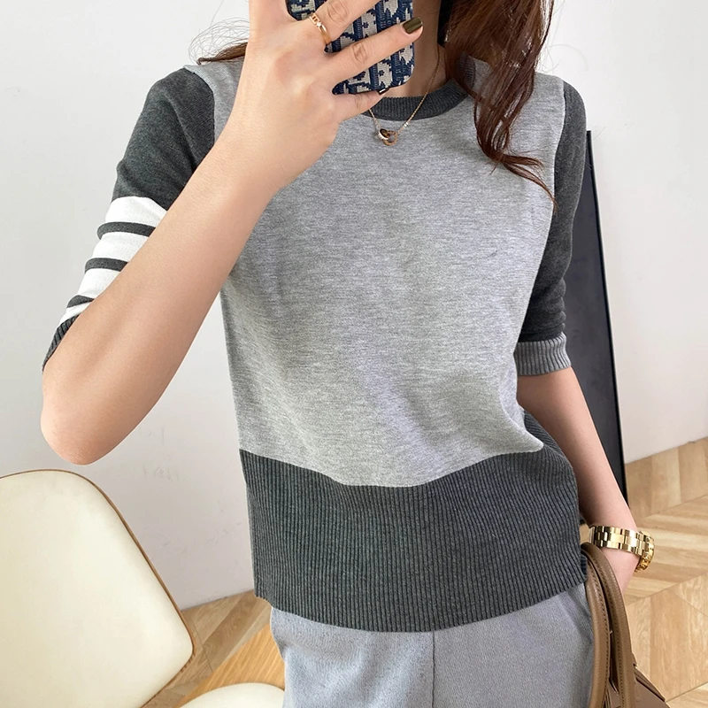 Short-sleeved  new women\'s summer trend design sense knitted cotton four-grid T-shirt top trendy loose