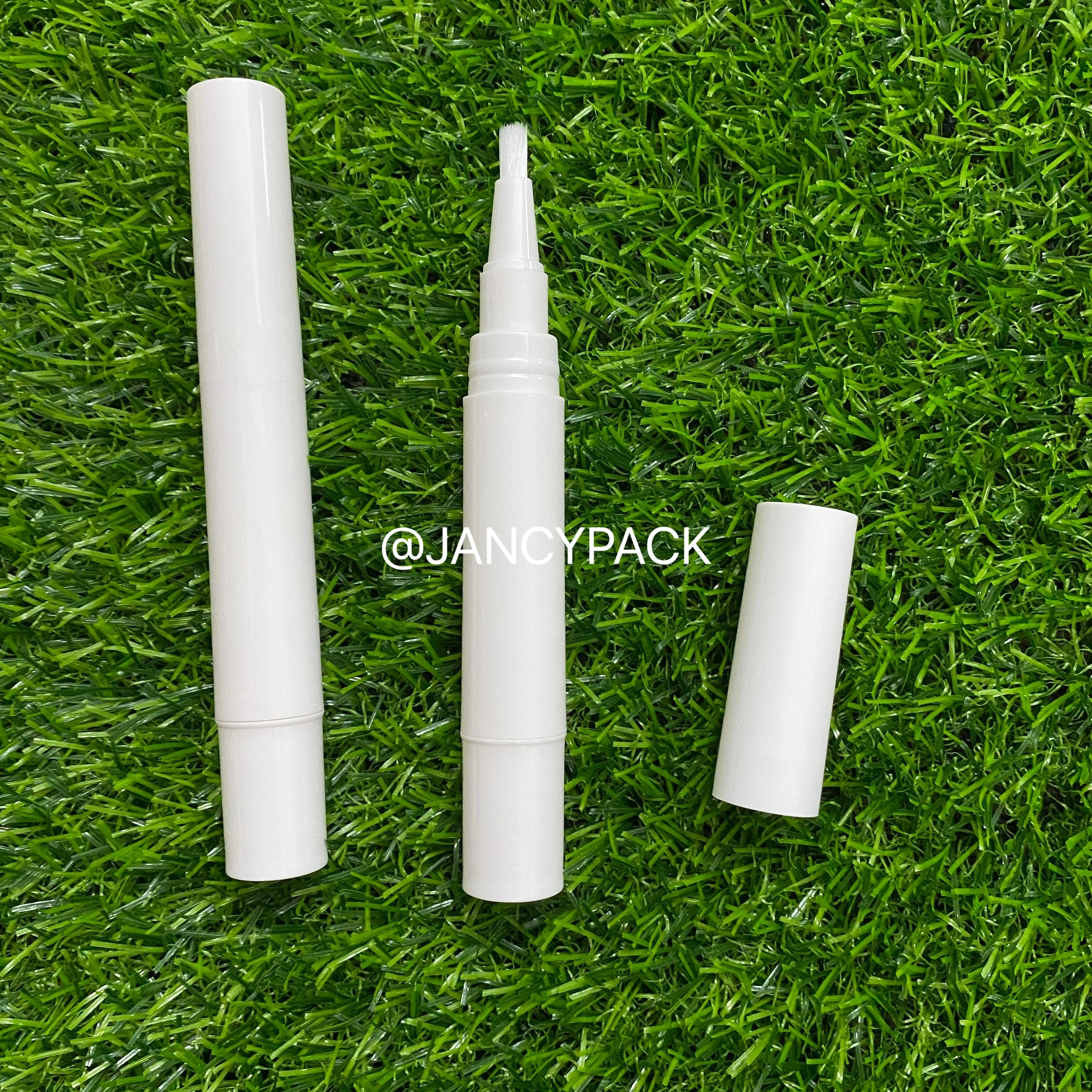 5ml DIY Empty Lipstick Bottle Lipgloss Nail Oil Empty Pen Botttle with Brush Applicator  Twist Pens Cosmetic Lip Gloss Container