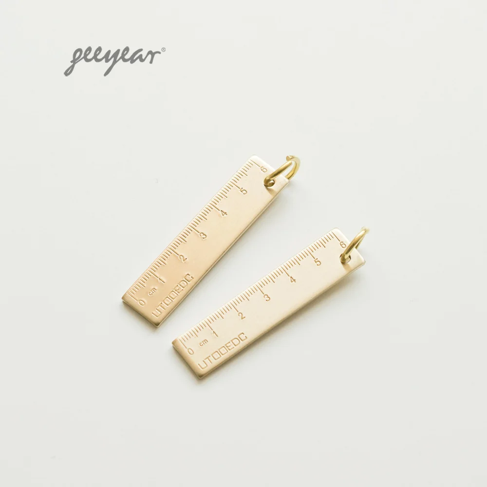 TUTU Multi-function key 6cm Brass Ruler Metal Copper Bookmark Straight Ruler For Leather Notebook School Office Tool H0433