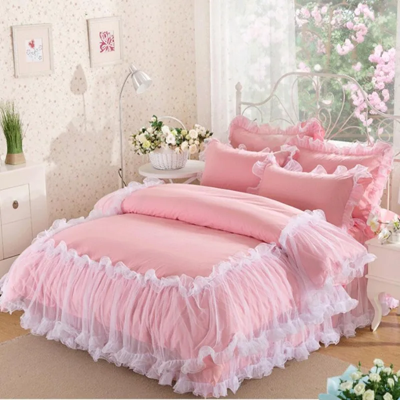 

Korean Pink Lace Bedding Bedspread Set 4pcs Romantic Princess Bedclothes Cotton Duvet Covers Bed Skirt Pillow cases Queen Size