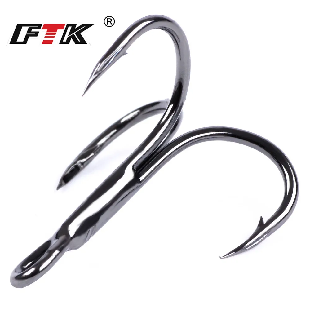 FTK-tripleanzuelos de pesca de acero alto, Material de carbono, anzuelo negro triple, redondo, plegado, lubina de agua salada 2 #-10 # para señuelo